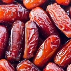 ” محافظ الليث” يكرم الفائزين في مسابقات النشاط ويدشن مسرح التعليم وقاعات المعارض والاجتماعات