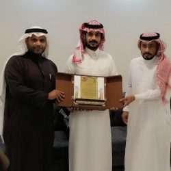 لجنة رباعية تضبط موقعين مخالفين لبيع الدجاج الحي في جدة