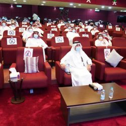 احتجاج شعبي في تعز على  الميليشيا الحوثية بعد قصف ملعب النادي الأهلي