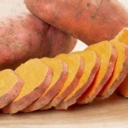 الدفاع المدني يهيب بالجميع توخي الحذر لاحتمالية هطول أمطار رعدية على بعض مناطق المملكة