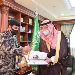 وسط تطبيق للإجراءات الاحترازية والتدابير الوقائية طلبة جامعة جازان يواصلون اختباراتهم النهائية وسط تطبيق للإجراءات الاحترازية والتدابير الوقائية طلبة جامعة جازان يواصلون اختباراتهم النهائية