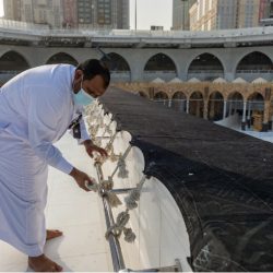 الفتح ينهي التعاقد من نجم البيرو الدولي كريستيان كويفا