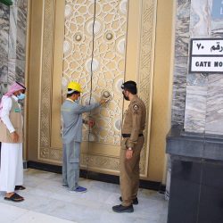 استعدادا للقمة الخليجية،مدير مطار الأمير عبدالمجيد بالعلا يستقبل رئيس هيئة الطيران المدني
