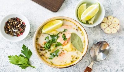 شوربة السلمون بالكريمة