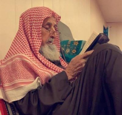 وفاة مؤذن أحد جوامع الرياض متأثراً بإصابته بـ “كورونا”