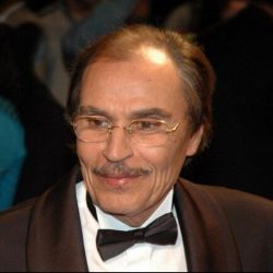 الشيخ المعيقلي بخطبة الجمعة بالمسجد الحرام: العمل بتوصيات وزارة الصحة واجب شرعي لمنع انتشار العدوى