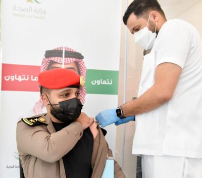 بتوجيهات سمو أمير جازان انطلاق حملة التطعيم ضد فايروس كورونا لمنسوبي الامارة