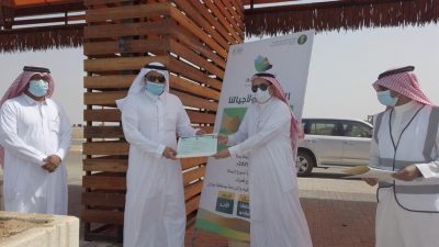 محافظ صامطة ب “جازان” يدشن فعاليات أسبوع البيئة 2021
