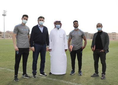 المدير الفني للاتحاد السعودي لكرة القدم يزور نادي الفتح