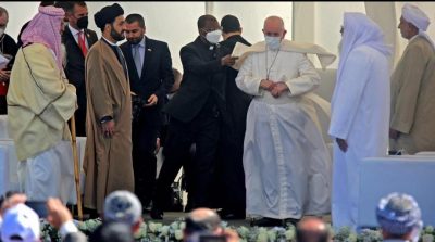 الناصرية في العراق يستقبلون البابا في مهد النبي إبراهيم