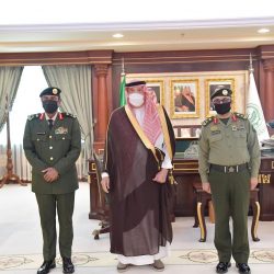 سمو الأمير محمد بن عبدالعزيز يستقبل مُدِيري الجوازات والسجون بالمنطقة