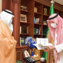 محافظ جزر فرسان يستقبل سفير بنجلاديش لدى المملكة