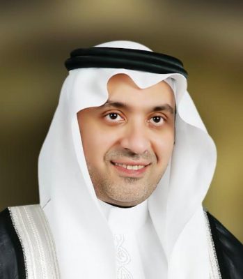 خبراء واقتصاديون : المبادرات التحفيزية أنقذت قطاع الحج والعمرة من خسائر كبيرة