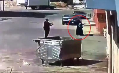 بعد فيديو الاعتداء على امرأة وسلبها شرطة الرياض” تطيح بمواطنيْن ومقيم وتحيلهم إلى النيابة
