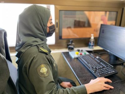 وزارة الداخلية تستعرض إسهامات المرأة في مختلف قطاعاتها