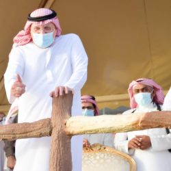 سمو الأمير محمد بن ناصر يتفقد قرية “القصار” السياحية ومتحف الأديب إبراهيم مفتاح بفرسان