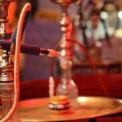 أهالي بلدة الحويرس يؤدون صلاة عيد الفطر المبارك في مصلى العيدين بالبلدة