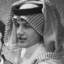 عزيزي المتقاعد  مُت لِتُأكِلْ وتُنعِشْ غَيْركَ