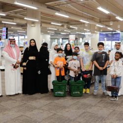 مدير تعليم الأحساء يقف على توريد المقررات وتسليم التجهيزات للمدارس  مدير تعليم الأحساء يقف على توريد المقررات وتسليم التجهيزات للمدارس