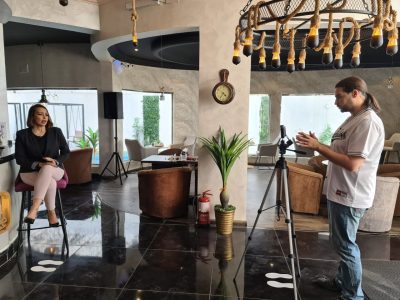 “لكي تقودي بأمان”.. أول برنامج توعوي للسيدات حول ميكانيكا السيارات