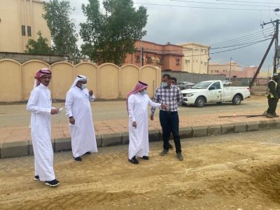 جولة رئيس بلدية محافظة أبوعريش على المواقع التي تضررت بسبب الحالة المطرية