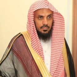 عبدالعزيز بن سعود يقف على سير العمل بمركز القيادة والسيطرة في مشعر منى