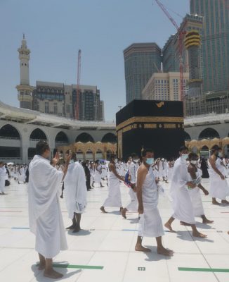 المملكة تكمل استعداداتها لاستقبال معتمري الخارج وفق “كوتا” ما قبل الجائحة