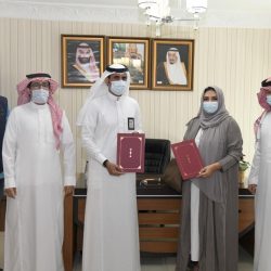 طائرة الكاظمي تعود من واشنطن محملة بآلاف قطع الآثار المنهوبة