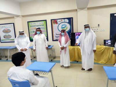 محافظ ضمد بالنيابة يزور مدرسة ثانوية السليل بمحافظة ضمد