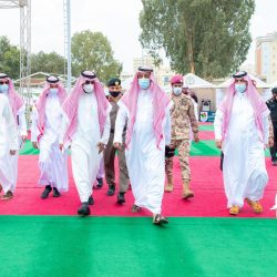 أمير المدينة يشهد توقيع مذكرة تفاهم بين أرامكو وجمعية النحالين