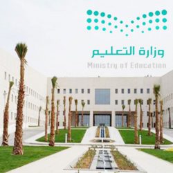الاعلامية “حياة الزهراني” تتماثل للشفاء بعد العملية الجراحية
