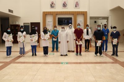 مستفيدي مركز التأهيل الشامل بالأحساء يكملون جرعات لقاح فيروس كورونا