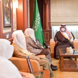أبناء واحفاد آل منشي شكراً.. لمن منحنا.. يوم الفرح وحب الوطن..بشعار هي لنا دار