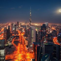 فريق تبوك البيئي يشارك بحملة تنظيف على شواطيء نيوم