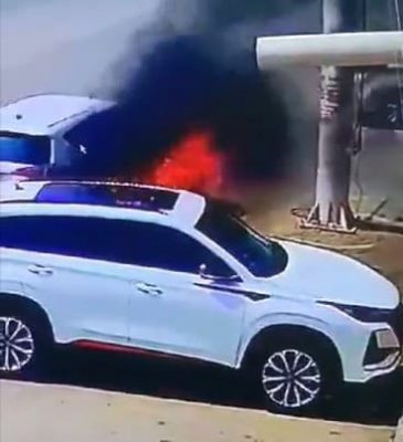 إحراق سيارة مواطن وهي متوقفة في إحدى المواقف بالظبية التابعة لمحافظة صبيا