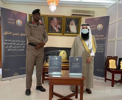 مدير شرطة محافظة النعيرية يطلق فعاليات حملة ” مكارم الأخلاق”