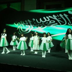 القبض على 5 مواطنين ألحقوا الضرر بثلاث مركبات لمواطن في محافظة الريث وأحرقوها