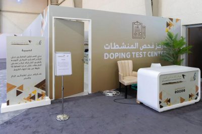 مركز لفحص المنشطات بمهرجان الملك عبدالعزيز للصقور لضمان عدالة المسابقات
