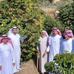 آل الشيخ يؤكد أنه لا مساس برواتب موظفي التعليم