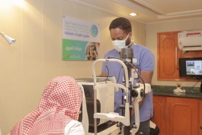 270 مستفيداً من مشروع ” الاستشاري الزائر” بمستشفى الطوال العام