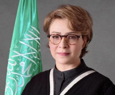 عالمة الرياضيات مناهل ثابت تحصل على الجنسية السعودية