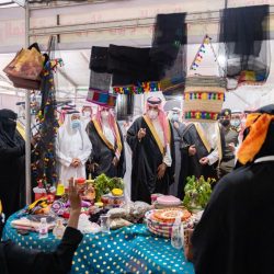 “سمو أمير منطقة جازان”يعزي الشاعر الحكمي بوفاة والدته