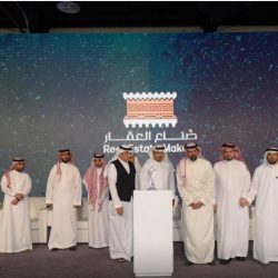الصقار مقيبل يستعرض الأدوات التي تشكل حياة الطير
