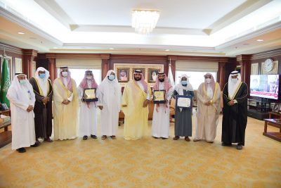“سمو نائب أمير جازان”يستقبل طلاب جمعية تحفيظ القرآن بصبيا الفائزين في مسابقة الملك سلمان المحلية