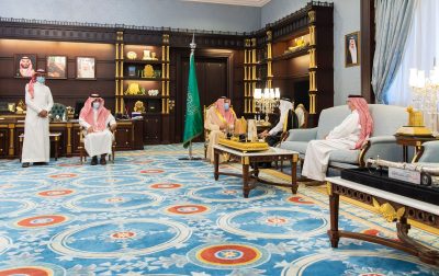 سمو أمير منطقة الباحة يستقبل رئيس مجلس إدارة هيئة الصحفيين السعوديين