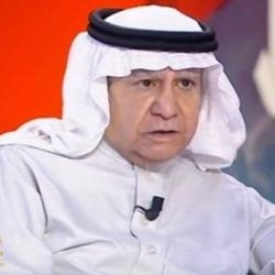 رئيس مجلس القيادة الرئاسي اليمني يصل جدة..