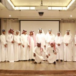“العيون التطوعي” يقيم لقاء رمضاني ويحتفي بحفظة كتاب الله من أعضاء الفريق..