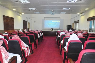 مدير عام فرع الأمر بالمعروف بمنطقة جازان يلقي درس الأمن الفكري لمنسوبي الفرع