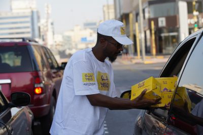 حملة توزيع وجبات افطار صائم للحد من حوادث الطرقات عند الاشارات والطرق الرئيسية