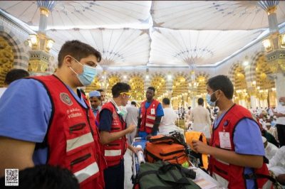 التطوع في المسجد النبوي .. شرفٌ الخدمة وشرف المكان